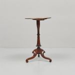 1086 2146 PEDESTAL TABLE